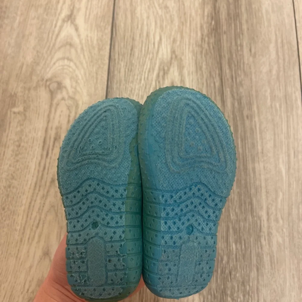 iPlay Water Shoes Size 5